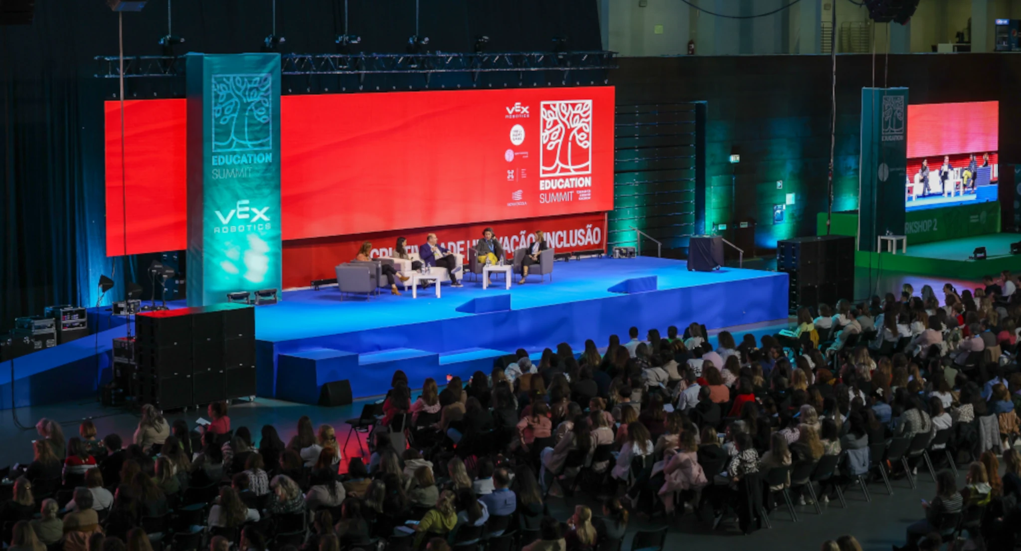 Education Summit 2024 plateia e palco